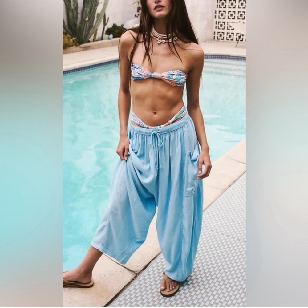 free people quinn pants baby blue size small